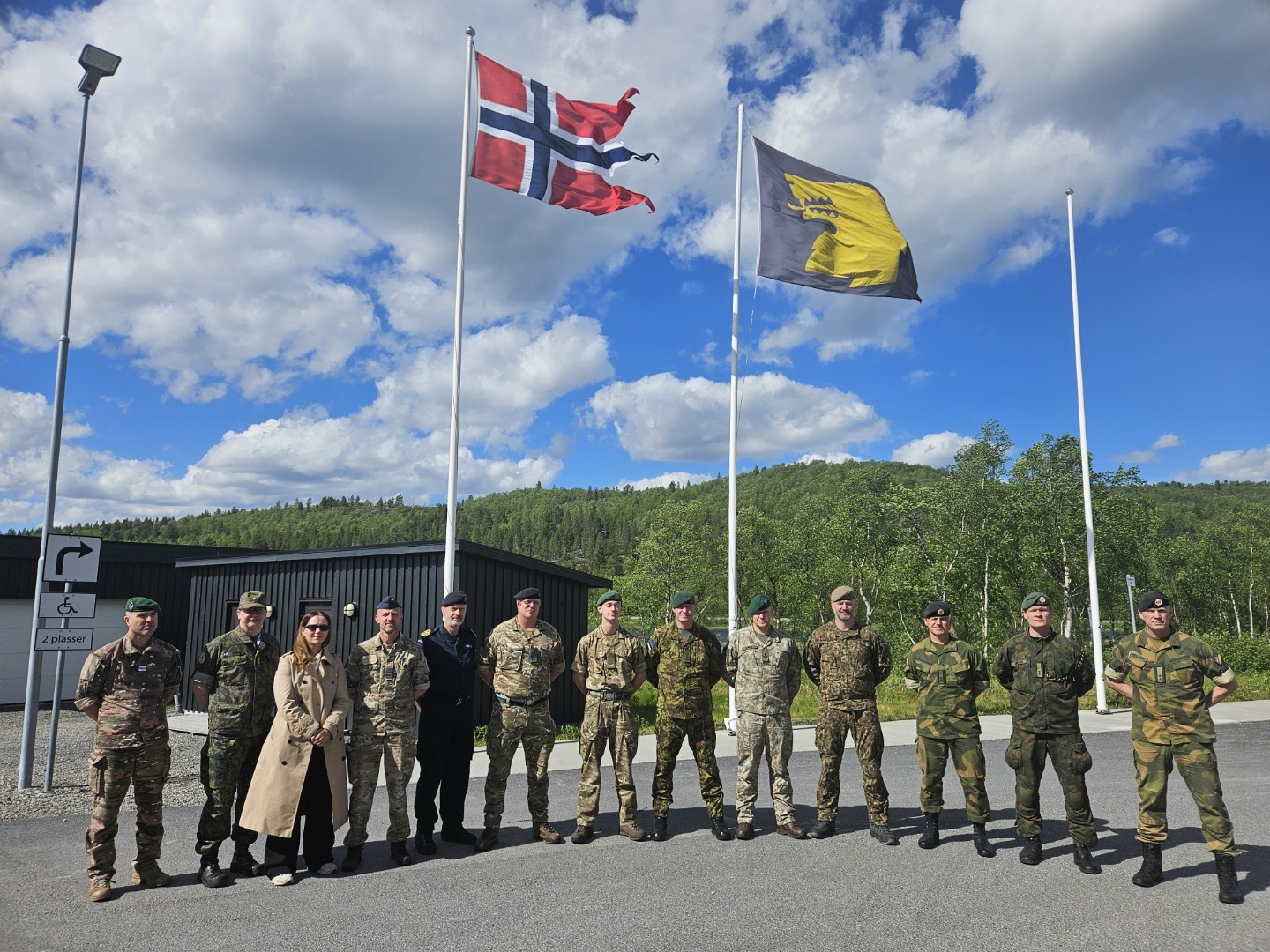 Joint Epeditionary Force planners visit the Norwegian Jeger Battalion in the High North